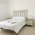 Amplio Apartamento En Torremolinos By Bebalmy